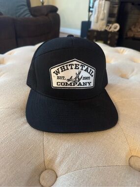 NWOT The Classic Black Whitetail Company Trucker Hat